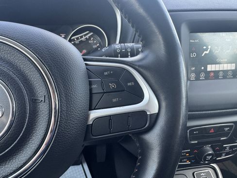 Certified 2021 Jeep Compass Latitude w/ Convenience Group image 16