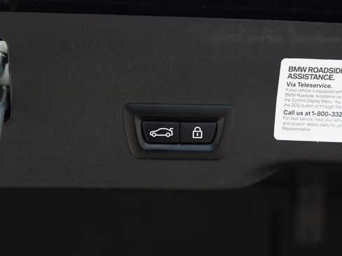 Used 2018 BMW 640i Gran Turismo xDrive w/ M Sport Package AWD/4WD image 29