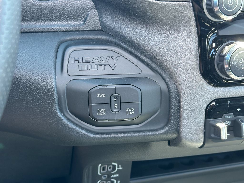 New 2026 RAM 5500 Tradesman w/ Chrome Appearance Group AWD/4WD image 19
