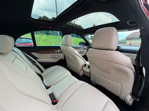 Used 2018 Mercedes-Benz E 300 image 29
