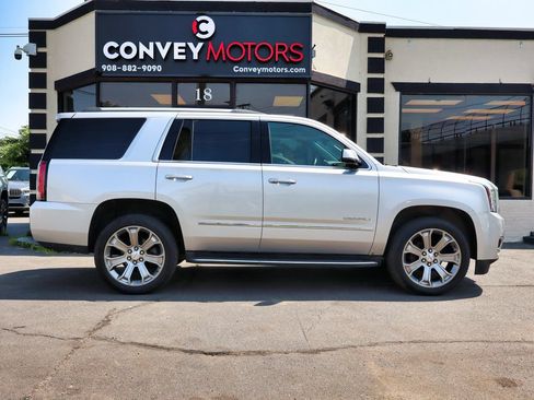 Used 2019 GMC Yukon Denali w/ Open Road Package AWD/4WD image 9