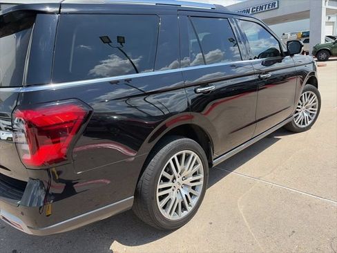 Used 2024 Ford Expedition Limited RWD image 10