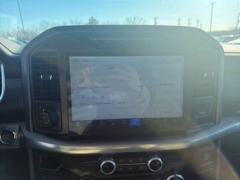 Used 2024 Ford F150 Lariat w/ FX4 Off-Road Package image 7