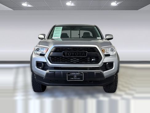 Used 2022 Toyota Tacoma SR5 image 5