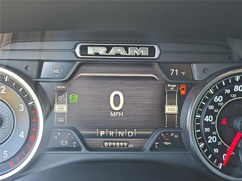 Used 2021 RAM 2500 Big Horn w/ Level B Equipment Group image 26