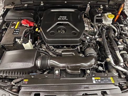 Used 2021 Jeep Wrangler Unlimited Sahara w/ Cold Weather Group image 58