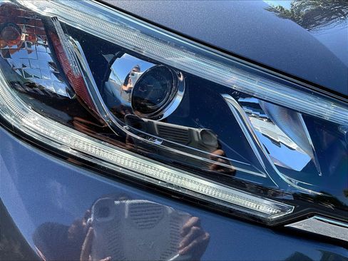 Used 2016 Honda CR-V Touring image 32