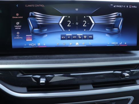 Certified 2024 BMW X5 xDrive40i w/ Premium Package image 34