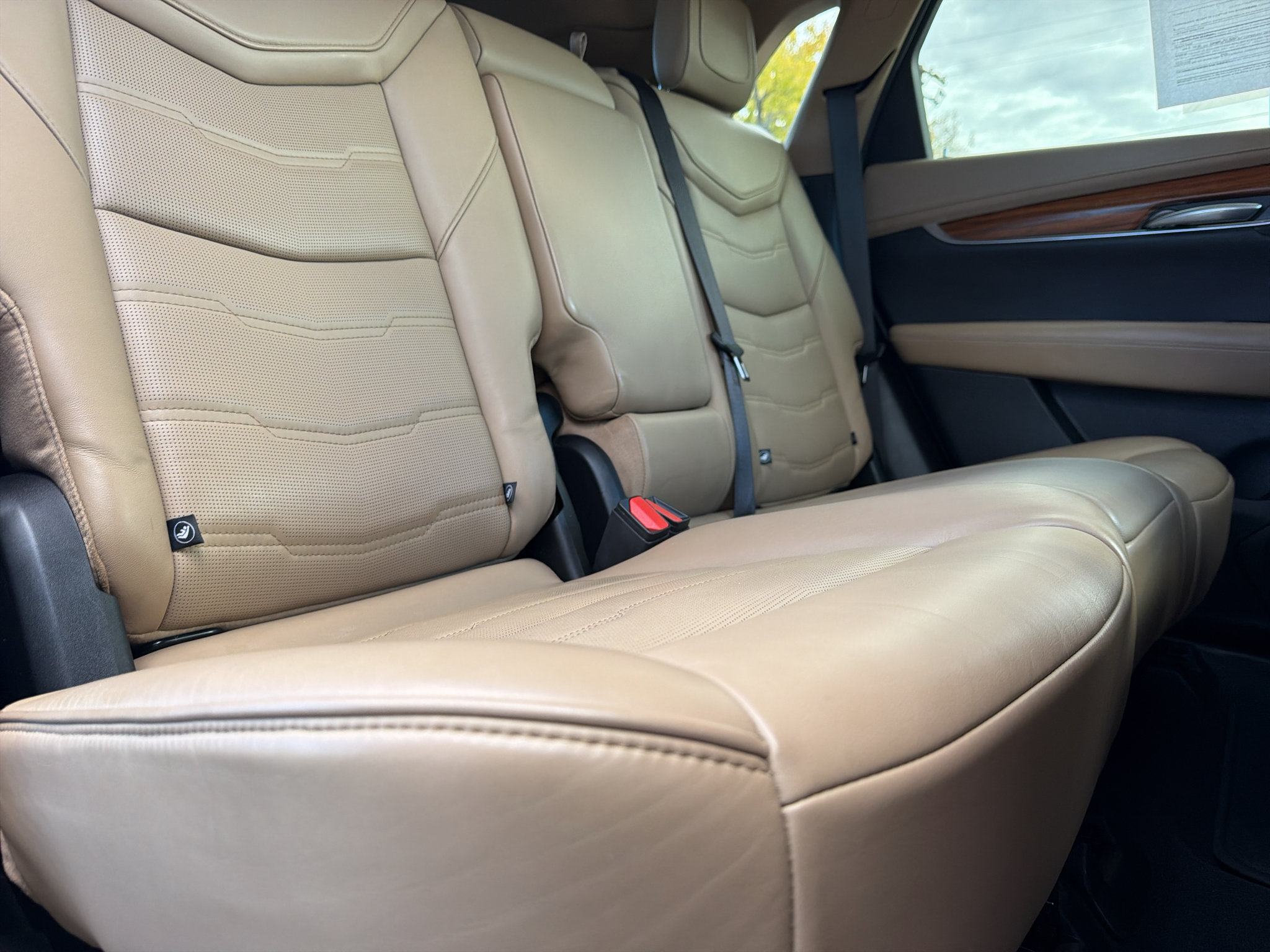 Used 2019 Cadillac XT5 Platinum AWD/4WD image 19