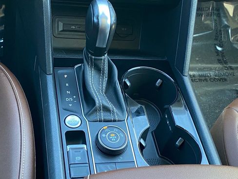 Certified 2023 Volkswagen Atlas SEL image 10