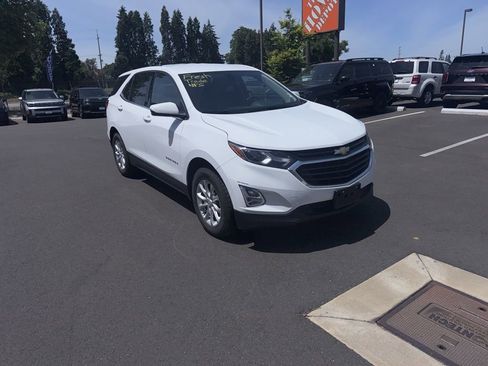 Used 2018 Chevrolet Equinox LT AWD/4WD image 7