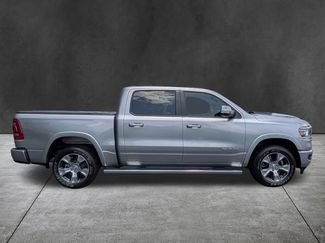 Used 2022 RAM 1500 Laramie AWD/4WD video 3