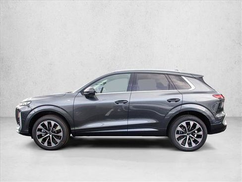 New 2026 Audi Q3 quattro 2.0T AWD/4WD image 8