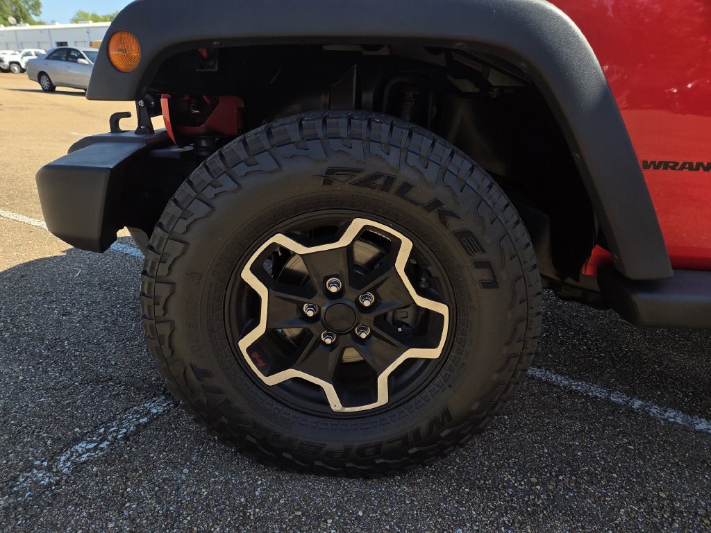 Used 2013 Jeep Wrangler Rubicon w/ PWR Convenience Group AWD/4WD image 31