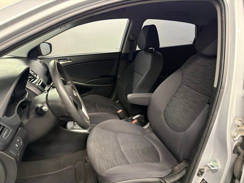 Used 2016 Hyundai Accent SE FWD image 21