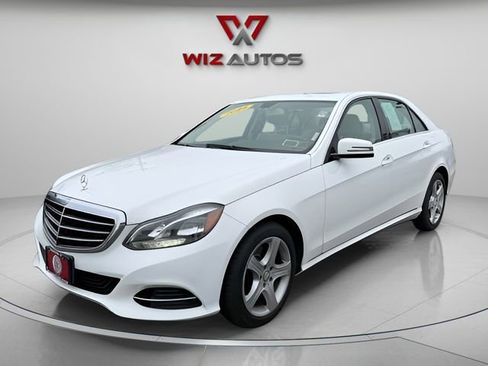 Used 2014 Mercedes-Benz E 350 4MATIC Sedan image 1