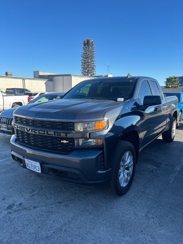 Used 2021 Chevrolet Silverado 1500 Custom RWD image 3