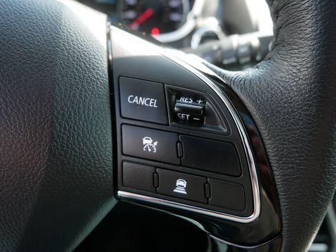 Used 2024 Mitsubishi Eclipse Cross SEL AWD/4WD image 23