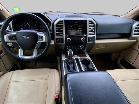 Used 2015 Ford F150 Lariat w/ Equipment Group 502A Luxury AWD/4WD image 16