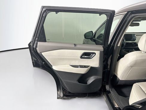Used 2023 Nissan Rogue SL w/ SL Premium Package FWD image 27