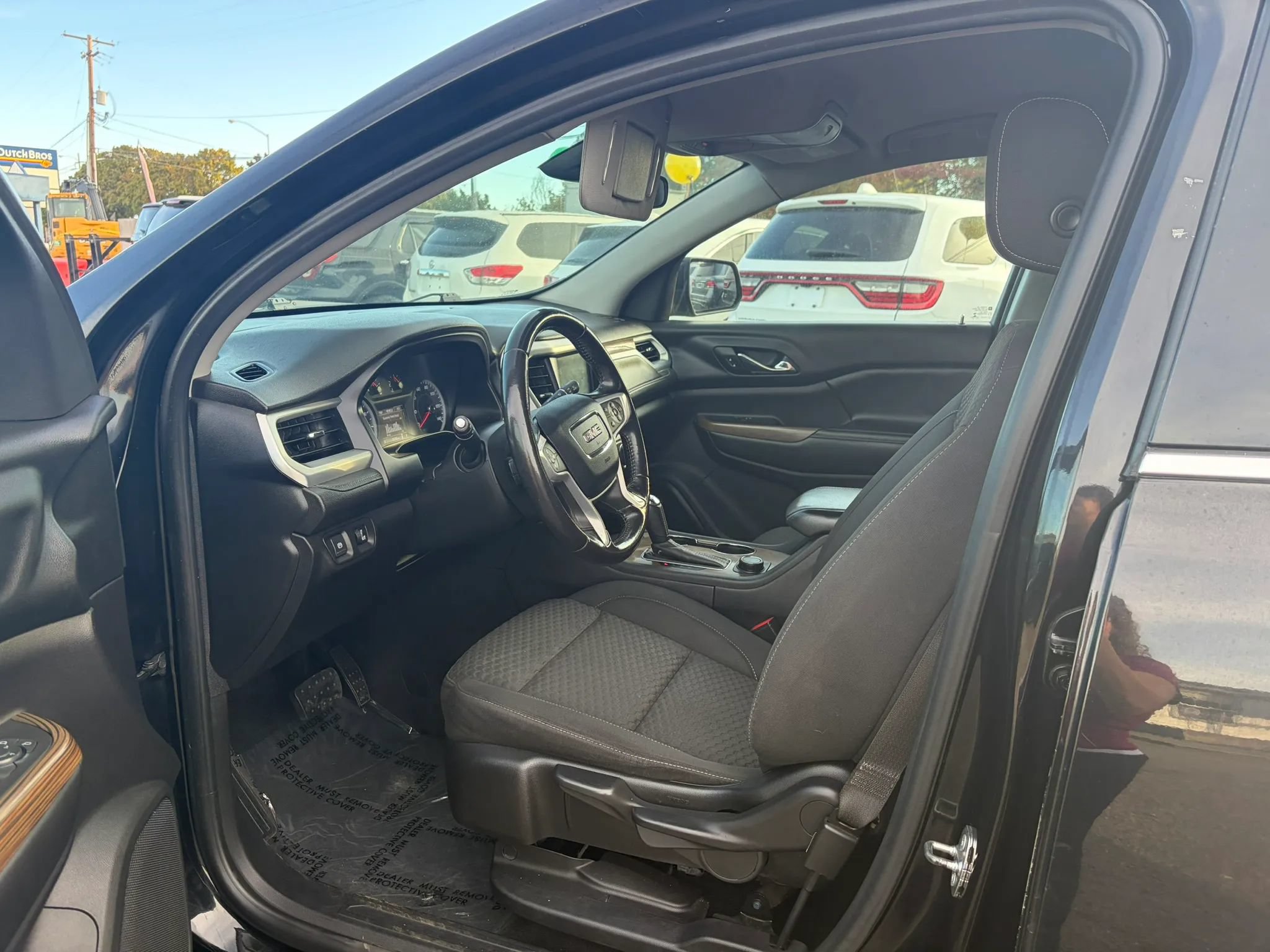 Used 2018 GMC Acadia SLE AWD/4WD image 9
