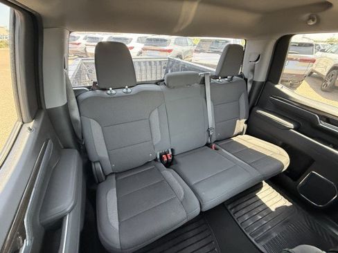 Used 2025 Chevrolet Silverado 1500 LT AWD/4WD image 38
