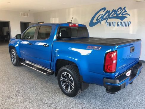 Used 2021 Chevrolet Colorado Z71 AWD/4WD image 2