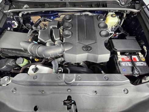 Used 2024 Toyota Camry SE image 13