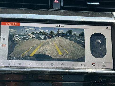 Used 2020 Land Rover Discovery Sport S image 41