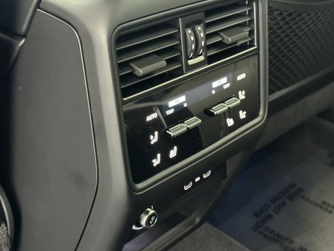 New 2026 Porsche Cayenne S image 15