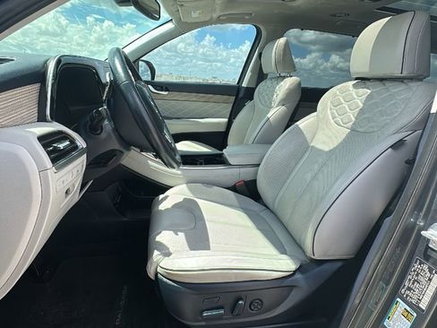 Used 2022 Hyundai Palisade Calligraphy w/ Cargo Package image 4