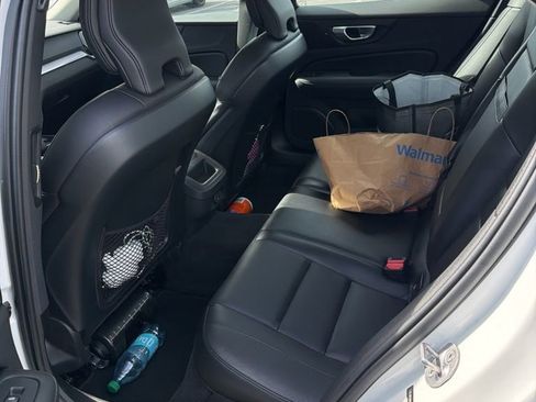 Used 2024 Volvo S60 B5 Core FWD image 10
