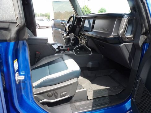 Used 2021 Ford Bronco First Edition AWD/4WD image 17