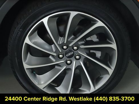 Used 2022 Lincoln Nautilus Reserve w/ Equipment Group 201A AWD/4WD image 10