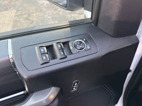 Used 2020 Ford F150 XLT w/ Equipment Group 302A Luxury AWD/4WD image 15