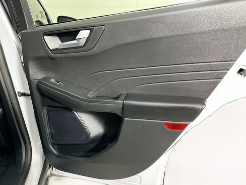 Used 2025 Ford Escape ST-Line w/ Tech Pack #1 image 29