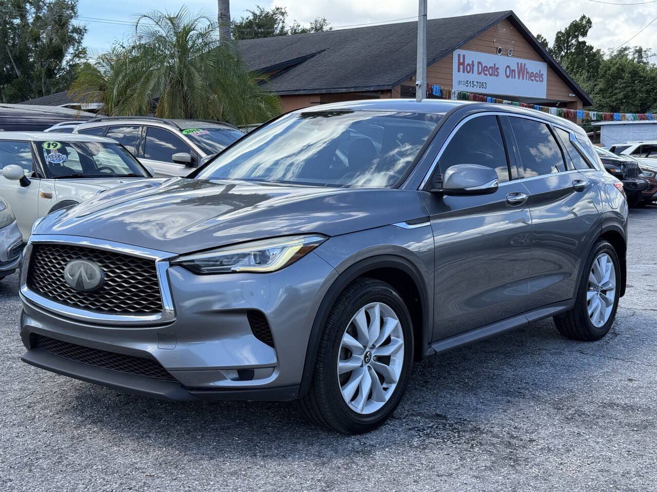 Used 2019 INFINITI QX50 Pure FWD image 2