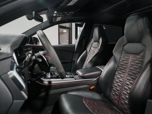 Used 2021 Audi RS Q8 image 31