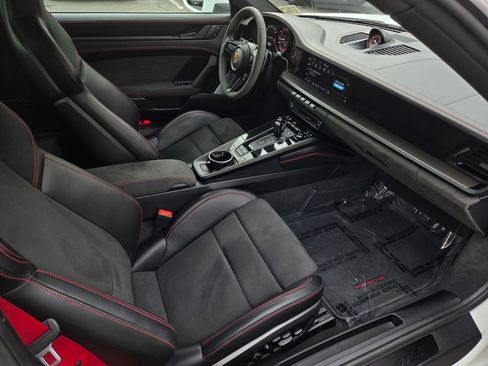Used 2022 Porsche 911 Carrera GTS RWD image 43