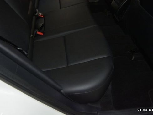 Used 2015 Mercedes-Benz GLK 350 2WD image 27