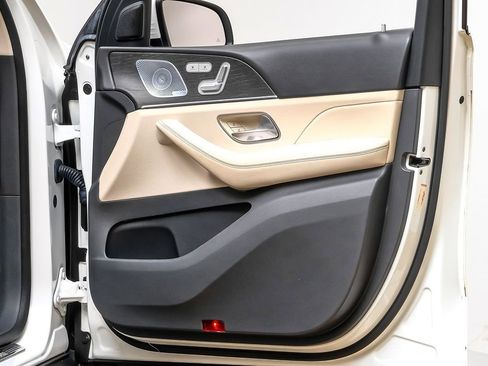 Used 2020 Mercedes-Benz GLE 350 w/ AMG Line Exterior image 36