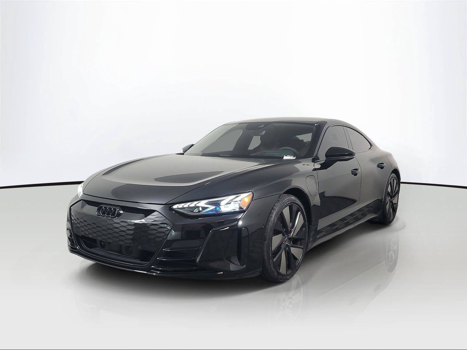 Used 2022 Audi e-tron GT Prestige w/ Prestige Package AWD/4WD image 3