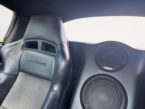 Used 2006 Dodge Viper SRT-10 image 13