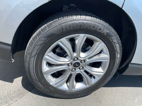 Used 2023 Ford Edge Titanium image 21