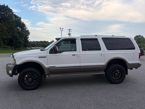 Used 2005 Ford Excursion Eddie Bauer AWD/4WD image 6