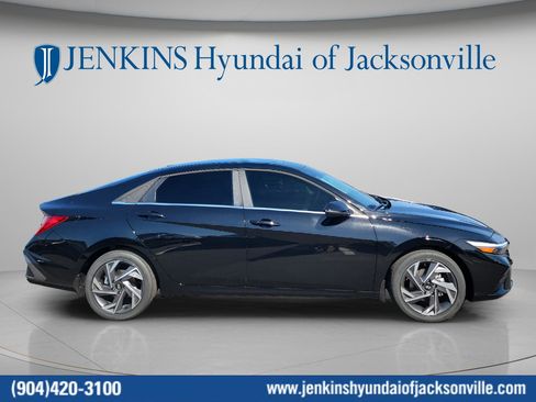 New 2026 Hyundai Elantra Limited w/ Cargo Package FWD image 2
