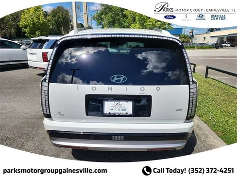 New 2026 Hyundai Ioniq 9 Limited image 4
