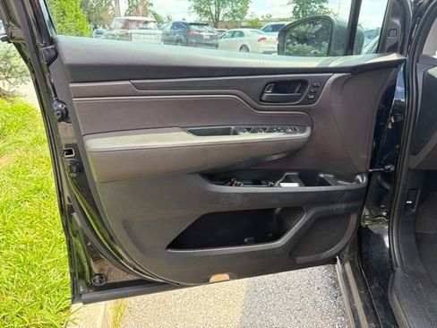 Used 2019 Honda Odyssey EX-L image 17