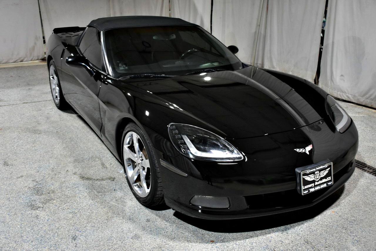Used 2009 Chevrolet Corvette Convertible w/ Preferred Equipment Group RWD image 3