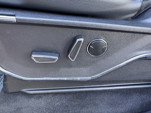 Used 2023 Ford F150 Lariat w/ Equipment Group 502A High image 21